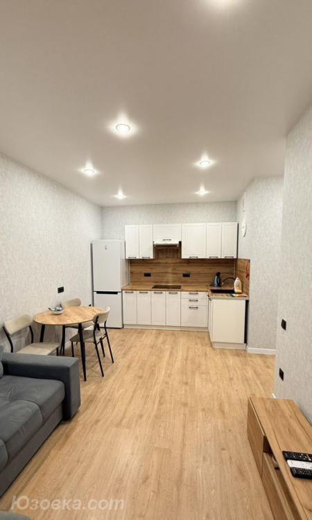 2-комн. квартира, 46м², с мебелью, 3/3 эт., ДОНЕЦК