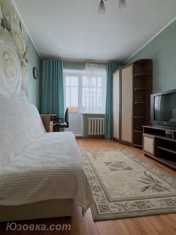 2-комн. квартира, 50м², с мебелью, 2/2 эт., ДОНЕЦК