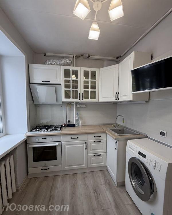 1-комн. квартира, 27м², с мебелью, 4/9 эт., ДОНЕЦК
