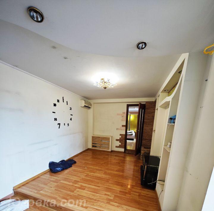3-комн. квартира, 58м², с мебелью, 3/5 эт., ДОНЕЦК