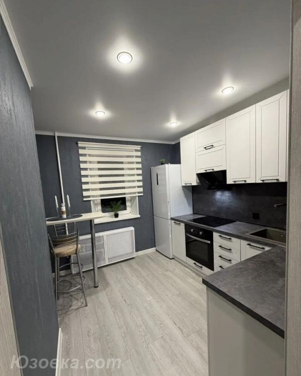 1-комн. квартира, 36м², с мебелью, 4/5 эт., ДОНЕЦК