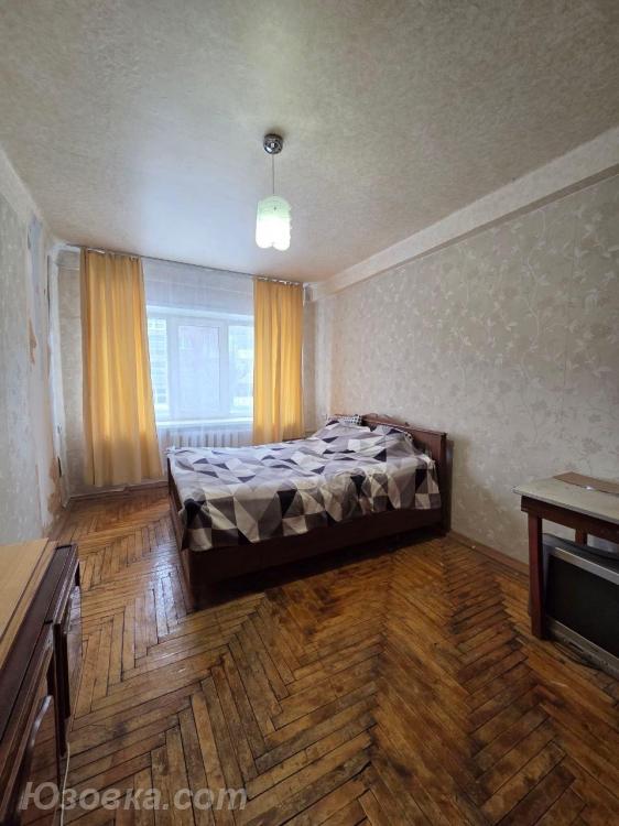 3-комн. квартира, 44 м², вторичка, 3/5 эт., ДОНЕЦК