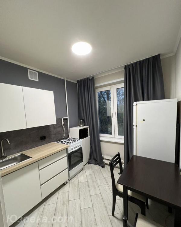 2-комн. квартира, 36м², с мебелью, 3/10 эт.
