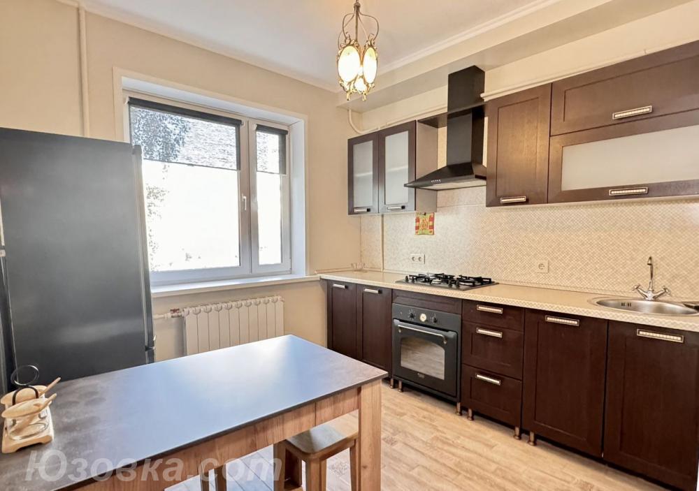 2-комн. квартира, 45м², с мебелью, 2/9 эт., ДОНЕЦК