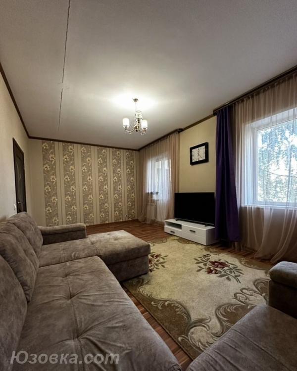 2-комн. квартира, 68м², с мебелью, 2/5 эт., ДОНЕЦК