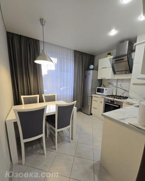 2-комн. квартира, 49м², с мебелью, 5/9 эт., ДОНЕЦК
