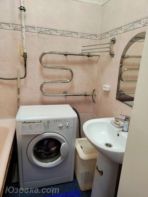 2-комн. квартира, 52м², с мебелью, 3/5 эт., ДОНЕЦК