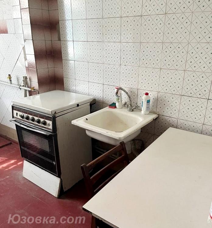 3-комн. квартира, 67 м², вторичка, 1/3 эт.