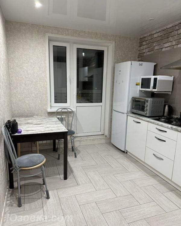 1-комн. квартира, 38м², с мебелью, 2/9 эт., ДОНЕЦК