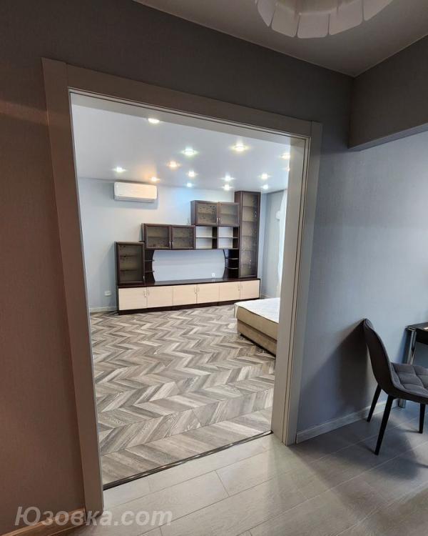 1-комн. квартира, 35м², с мебелью, 2/8 эт., ДОНЕЦК