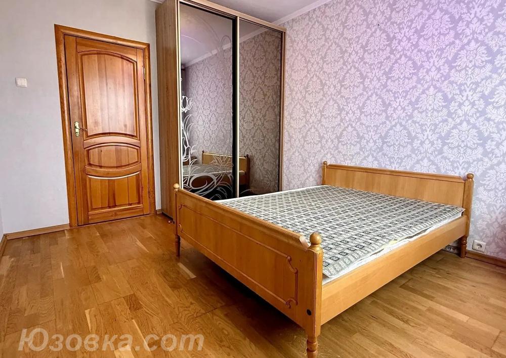 3-комн. квартира, 57м², с мебелью, 2/5 эт., ДОНЕЦК