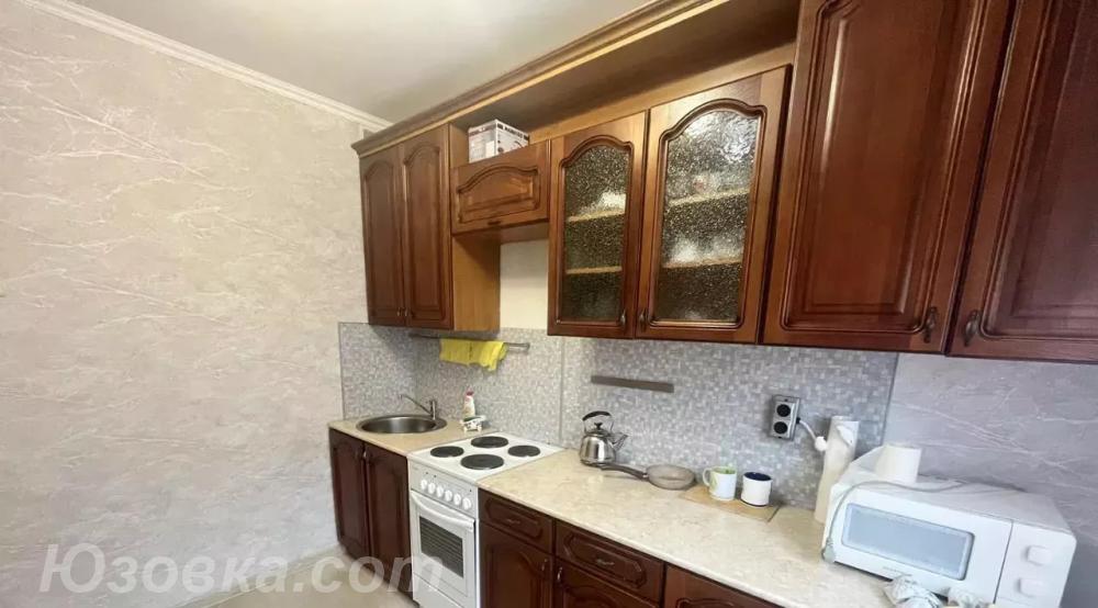 1-комн. квартира, 44м², с мебелью, 4/10 эт., ДОНЕЦК