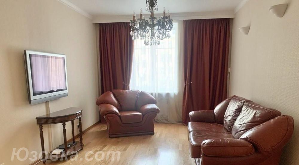 2-комн. квартира, 65м², с мебелью, 2/5 эт., ДОНЕЦК