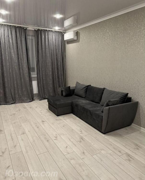 2-комн. квартира, 62м², с мебелью, 5/10 эт., ДОНЕЦК