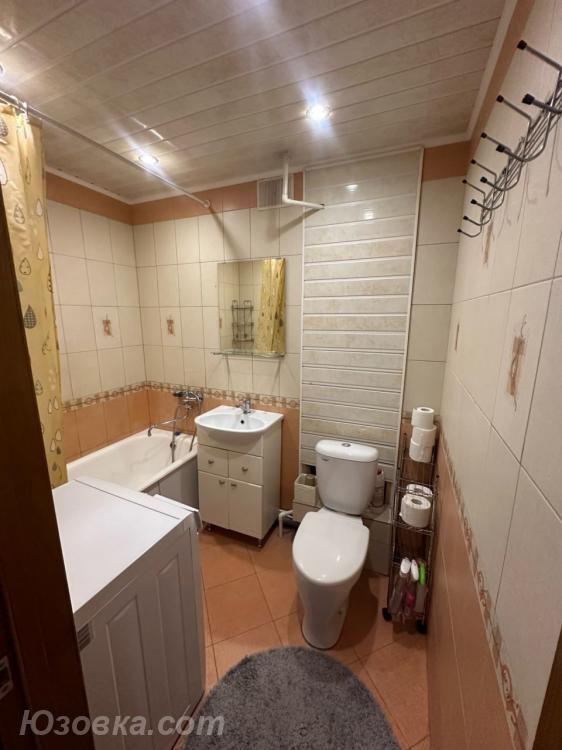 2-комн. квартира, 52м², с мебелью, 4/9 эт., ДОНЕЦК
