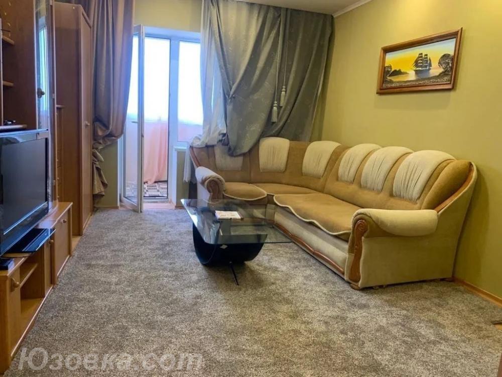 2-комн. квартира, 50м², с мебелью, 4/9 эт., ДОНЕЦК