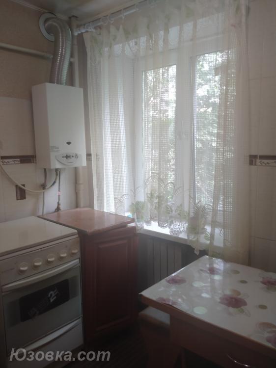 2-комн. квартира, 46м², с мебелью, 2/5 эт.