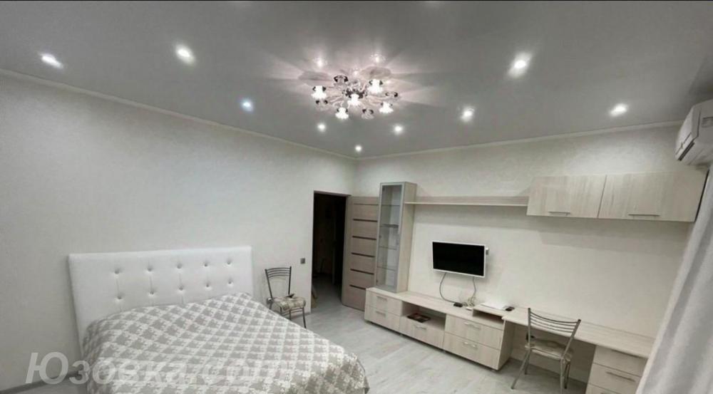 1-комн. квартира, 40м², с мебелью, 4/5 эт., ДОНЕЦК