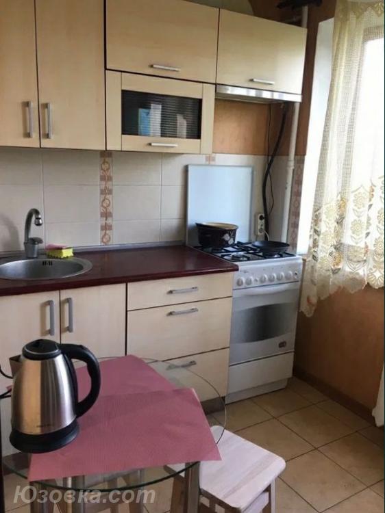 2-комн. квартира, 42м², с мебелью, 3/5 эт., ДОНЕЦК