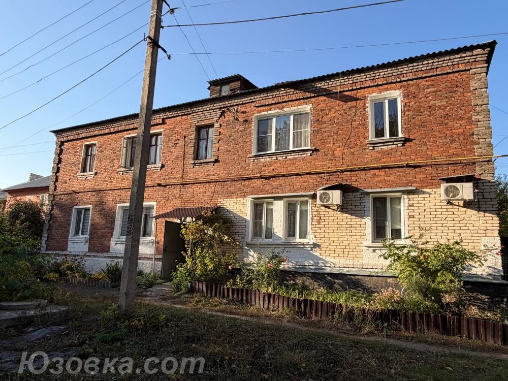 2-комн. квартира, 44 м², вторичка, 2/2 эт., Макеевка