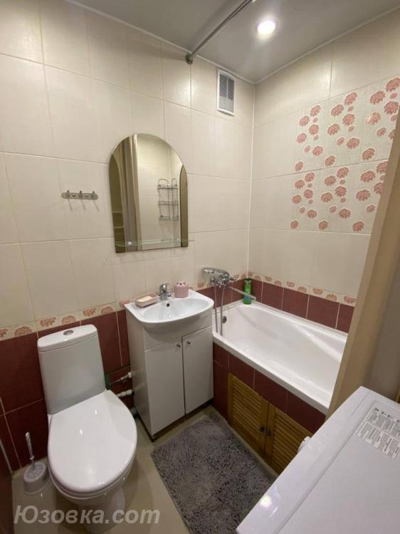 2-комн. квартира, 54м², с мебелью, 4/5 эт., ДОНЕЦК
