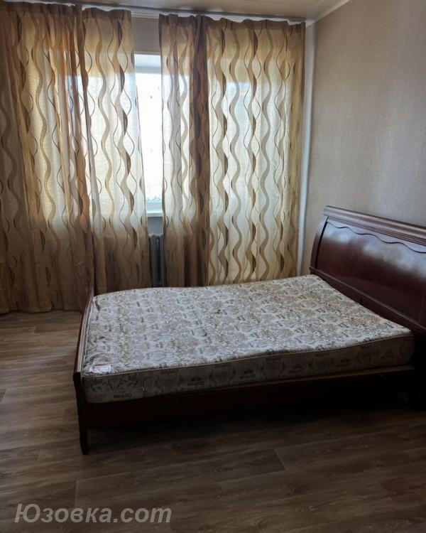 2-комн. квартира, 54м², с мебелью, 2/5 эт.