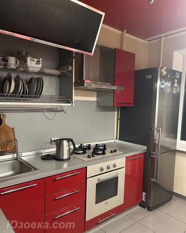 2-комн. квартира, 46м², с мебелью, 3/9 эт., ДОНЕЦК
