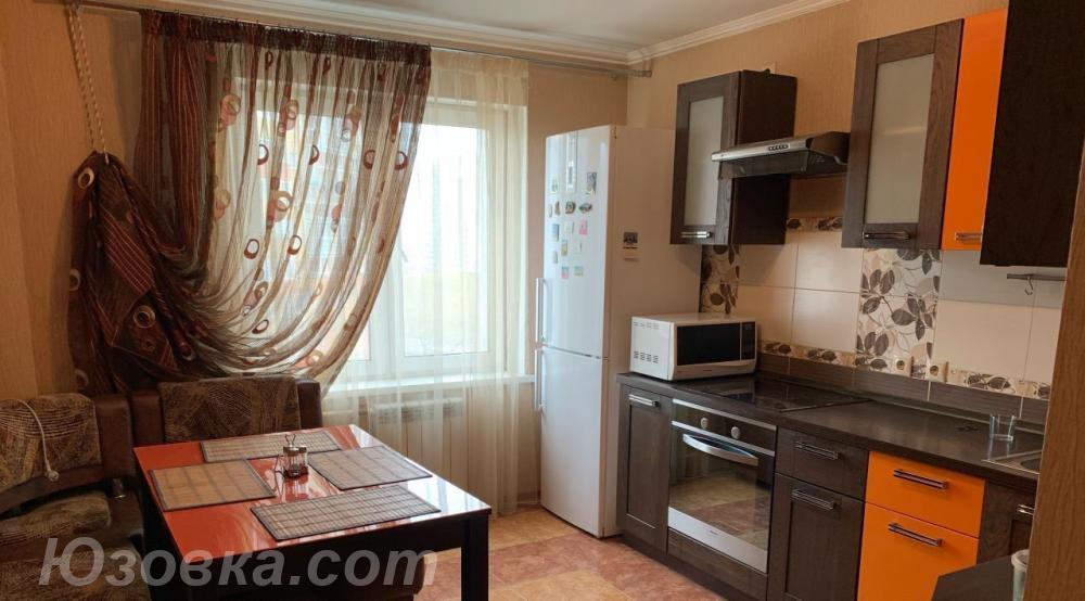 2-комн. квартира, 64м², с мебелью, 4/9 эт., ДОНЕЦК