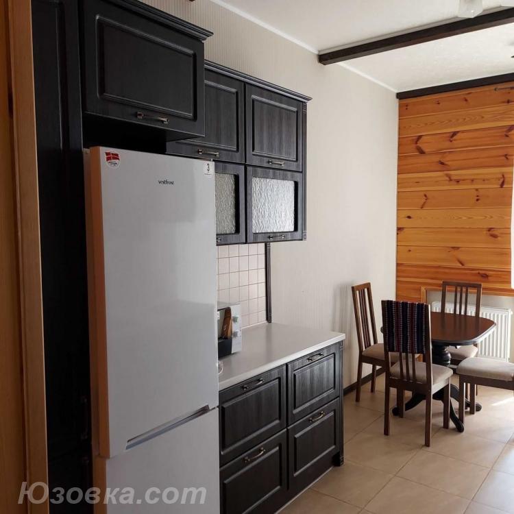 2-комн. квартира, 49м², с мебелью, 2/5 эт., ДОНЕЦК