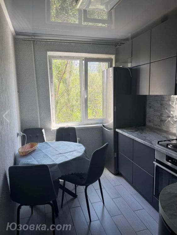 1-комн. квартира, 35м², с мебелью, 2/6 эт., ДОНЕЦК