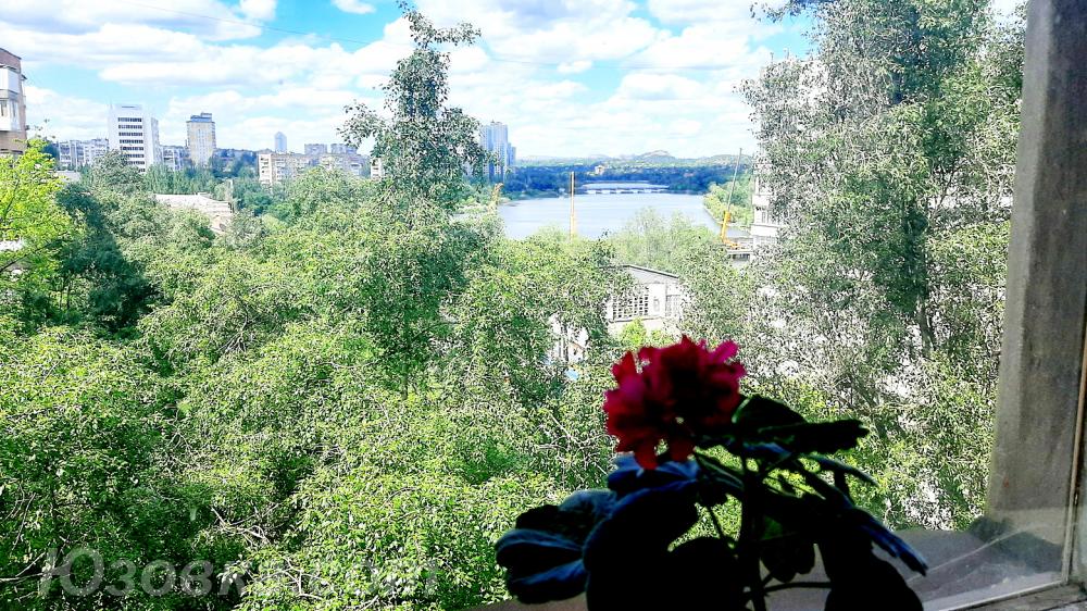 4-комн. квартира, 86 м², вторичка, 7/9 эт., ДОНЕЦК