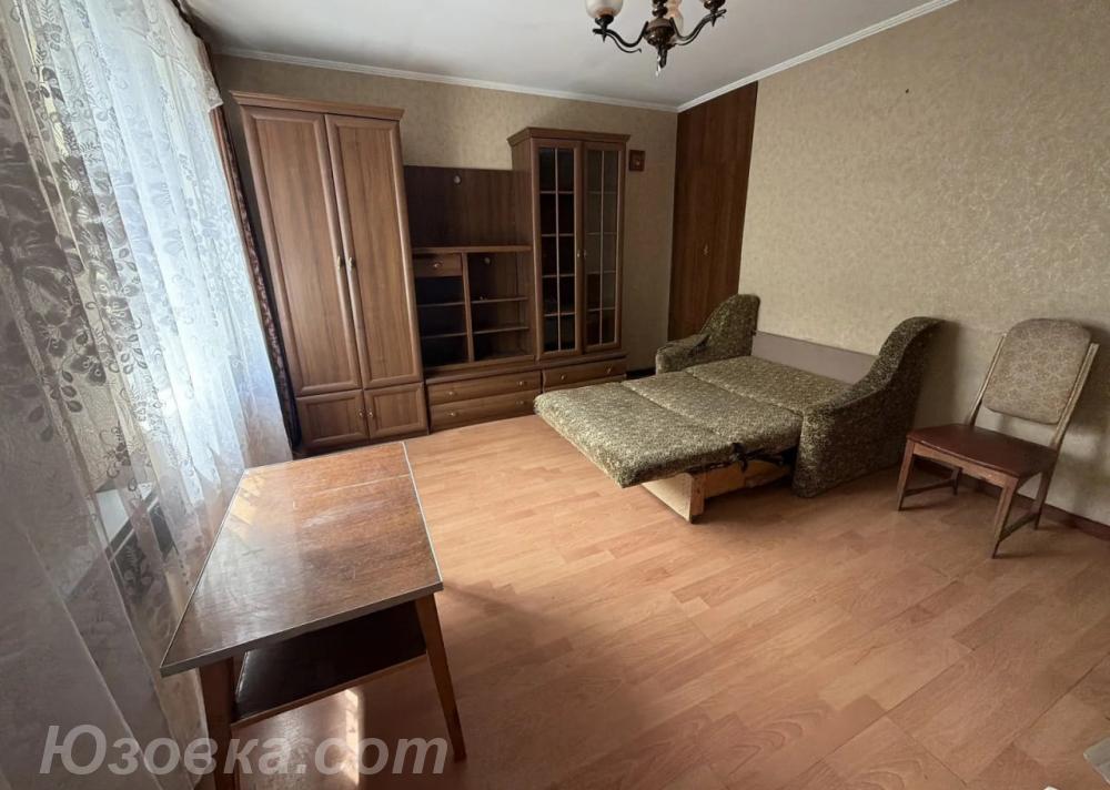 1-комн. квартира, 38м², с мебелью, 2/5 эт.