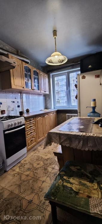 2-комн. квартира, 48 м², вторичка, 7/9 эт., ДОНЕЦК