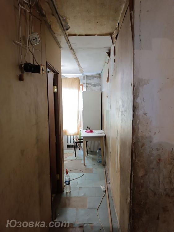 2-комн. квартира, 52 м², вторичка, 9/9 эт., ДОНЕЦК