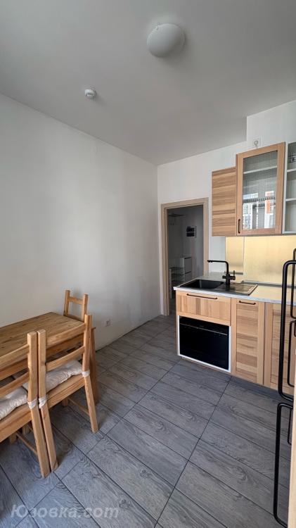 1-комн. квартира, 80м², с мебелью, 1/1 эт.