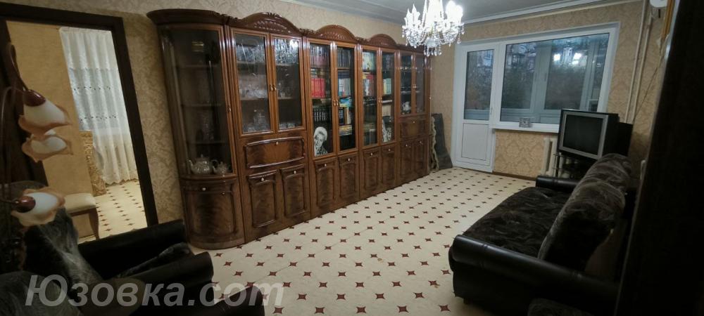 3-комн. квартира, 64 м², вторичка, 2/5 эт.