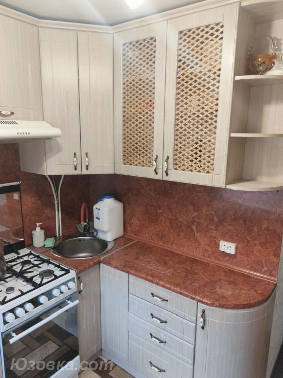 2-комн. квартира, 44м², с мебелью, 2/5 эт., Макеевка