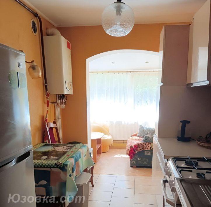 2-комн. квартира, 52м², с мебелью, 3/9 эт., ДОНЕЦК