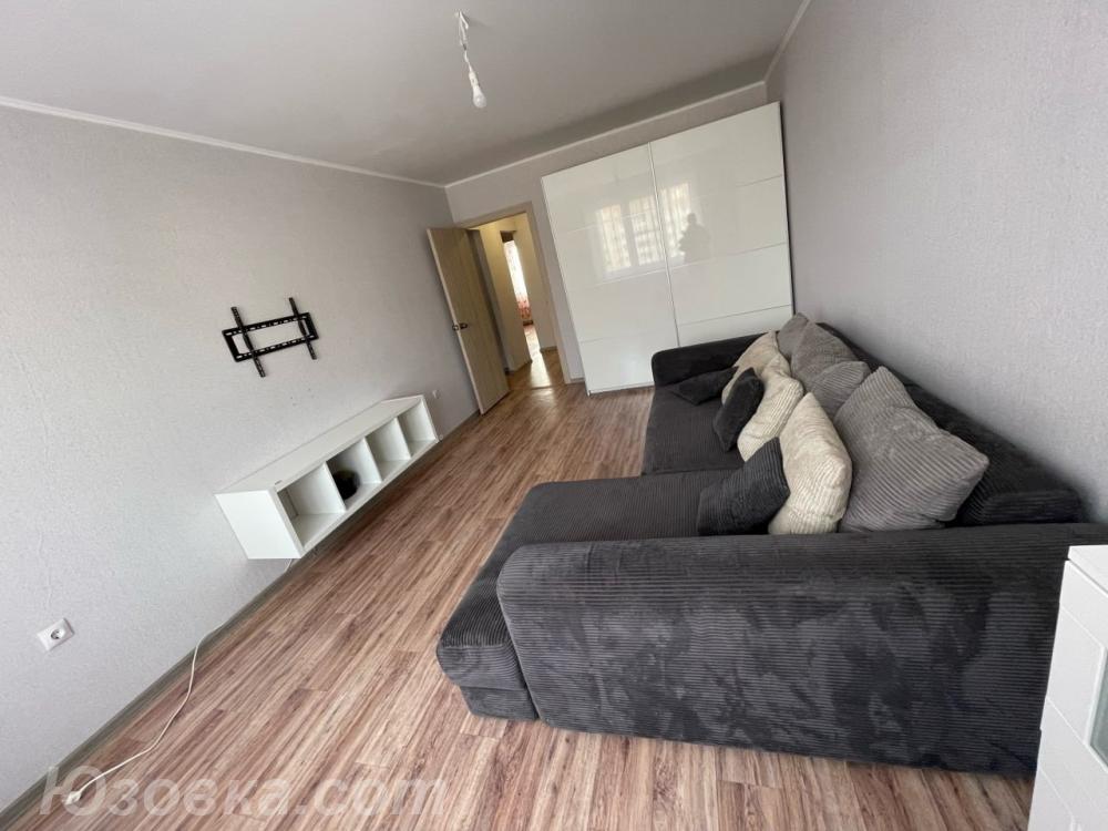 2-комн. квартира, 40м², с мебелью, 2/5 эт., ДОНЕЦК