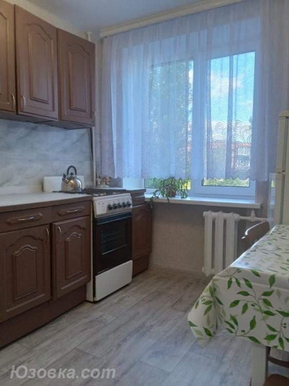 1-комн. квартира, 38м², с мебелью, 2/5 эт., ДОНЕЦК