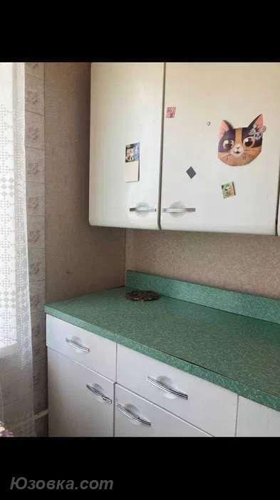 2-комн. квартира, 45м², с мебелью, 4/10 эт., ДОНЕЦК