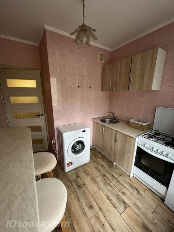 1-комн. квартира, 35м², с мебелью, 2/5 эт., ДОНЕЦК