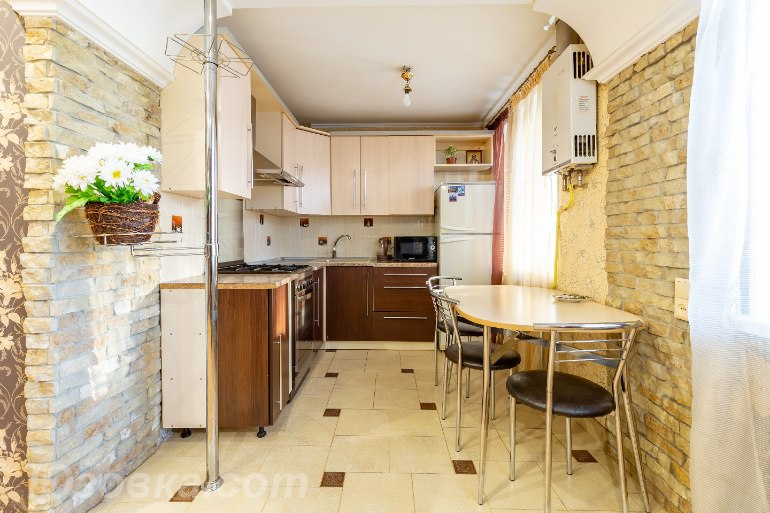 2-комн. квартира, 47м², с мебелью, 3/9 эт.