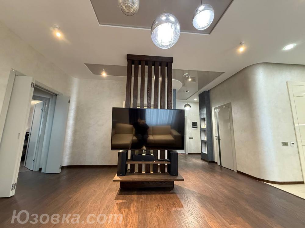 3-комн. квартира, 100 м², вторичка, 16/22 эт., ДОНЕЦК