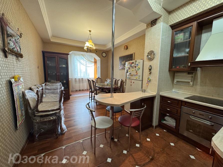 5-комн. квартира, 150 м², вторичка, 8/9 эт., ДОНЕЦК