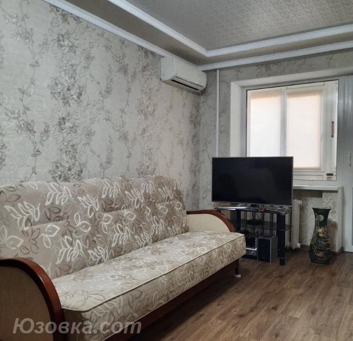 2-комн. квартира, 45 м², вторичка, 3/5 эт.