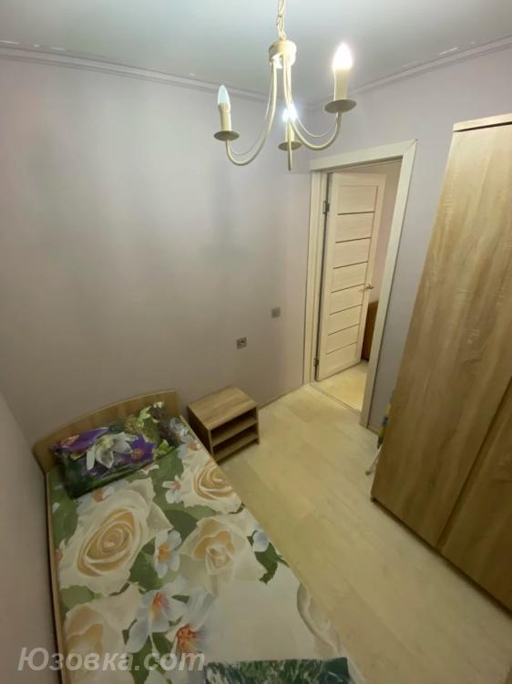 3-комн. квартира, 80м², с мебелью, 3/9 эт., ДОНЕЦК