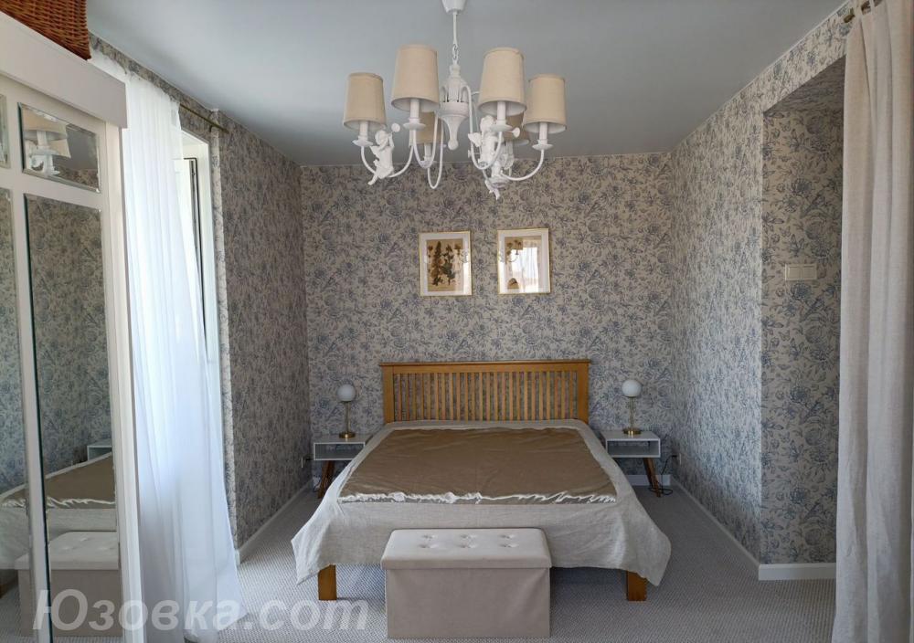 2-комн. квартира, 54м², с мебелью, 4/5 эт., ДОНЕЦК
