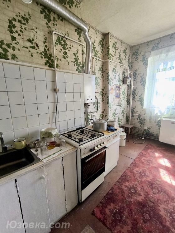 2-комн. квартира, 52 м², вторичка, 2/2 эт., Макеевка