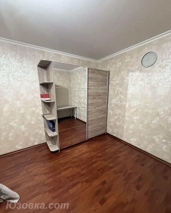 1-комн. квартира, 40м², с мебелью, 4/5 эт., ДОНЕЦК